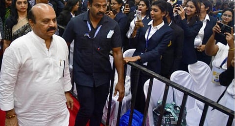 முஸ்லிம் மாணவிகளுக்கென தனி கல்லூரிகளை ஏற்படுத்தும் திட்டம் இல்லை: கர்நாடக அரசு விளக்கம்