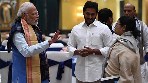 ஜி20 மாநாட்டின் இலச்சினையில் தாமரை - பிரச்சினையை எழுப்ப முதல்வர் மம்தா மறுப்பு