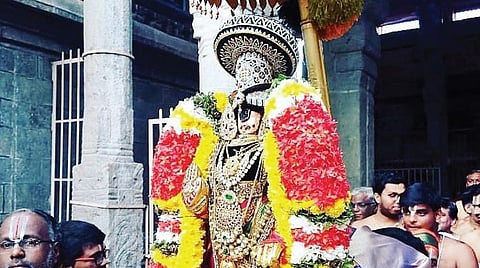 திருவரங்கத்தில் நடக்கும் கடிதம் அனுப்பும் வைபவம்