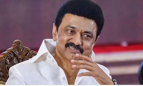 முன்னாள் மாணவர்கள் மூலம் அரசுப் பள்ளிகளை மேம்படுத்தும் `நம்ம ஸ்கூல் பவுண்டேஷன்’ திட்டம்: ஸ்டாலின் இன்று தொடங்கிவைக்கிறார்
