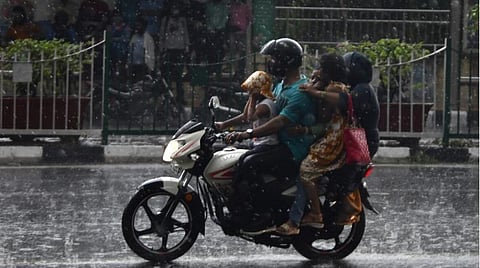 கடலோர மாவட்டங்களில் 4 நாட்கள் மழை வாய்ப்பு