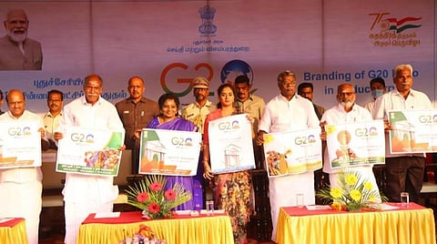 நிகழ்வில் புதுவை முதல்வர் ரங்கசாமி, ஆளுநர் தமிழிசை
