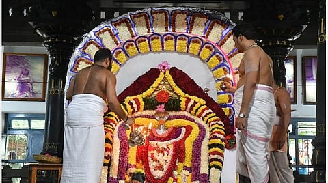 திருவண்ணாமலை ஸ்ரீ ரமணாசரமத்தில் நடைபெற்ற பகவான் ஸ்ரீ ரமண மஹர்ஷியின் 143-ம் ஆண்டு ஜயந்தி மஹோத்ஸவம் | படம் - சி.வெங்கடாஜலபதி