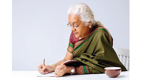 வாசிப்பை நேசிப்போம்: வாசகர்களுக்காகக் காத்திருக்கும் ஆசிரியர்கள்