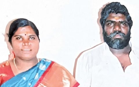 சேலத்தில் கந்துவட்டி கொடுமையால் தற்கொலை செய்து கொண்ட ராஜேந்திரன், சாந்தி.