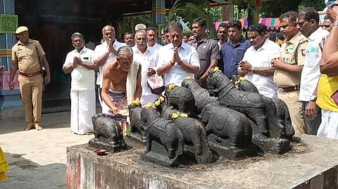 ஈரோடு கிழக்கு இடைத்தேர்தல் வேட்பாளர் விரைவில் அறிவிப்பு - குலதெய்வ தரிசனம் செய்த ஓபிஎஸ்