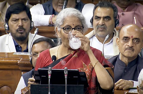 நிதி அமைச்சர் நிர்மலா சீதாராமன்