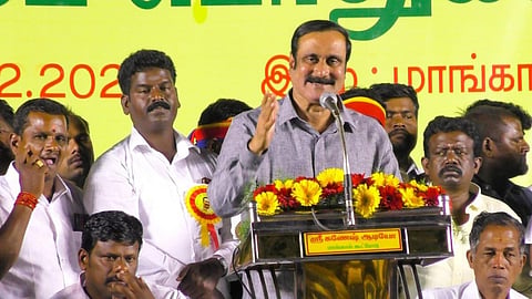செய்யாறு அடுத்த மாங்கால் கூட்டுச்சாலையில் நடைபெற்ற பாமக பொதுக் கூட்டத்தில் பேசிய அக்கட்சியின் தலைவர் அன்புமணி ராமதாஸ்.