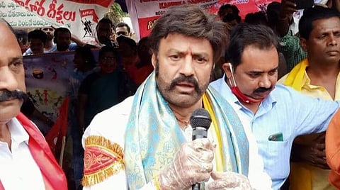 செவிலியர்கள் பற்றி அவதூறு - பாலகிருஷ்ணா வருத்தம்
