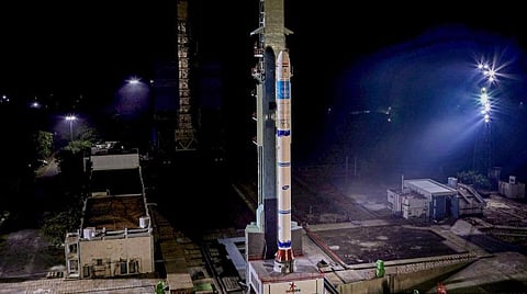 சிறிய ரக எஸ்எஸ்எல்வி டி-2 ராக்கெட் 3 செயற்கைக்கோள்களுடன் இன்று விண்ணில் பறக்கிறது