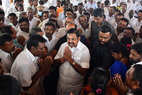 வன்கொடுமையால் பாதிக்கப்பட்டவர்களின் பெயர்களுடன் அரசாணை - முன்னாள் முதல்வர் பழனிசாமிக்கு எதிராக வழக்கு