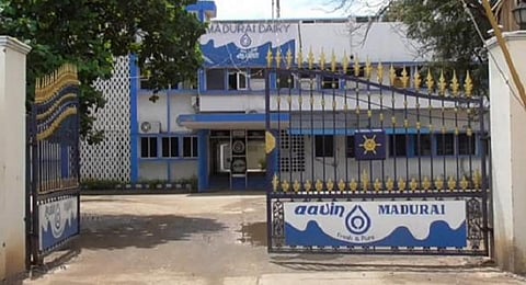 மதுரை மாவட்டத்தில் முறையாக விநியோகிக்கப்படாத ஆவின் பால் - நிர்வாகம் நடவடிக்கை எடுக்க கோரிக்கை