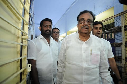 ஈரோடு கிழக்கு இடைத்தேர்தலில் ஈவிகேஎஸ்.இளங்கோவன் அபார வெற்றி - தலைவர்கள் வாழ்த்து