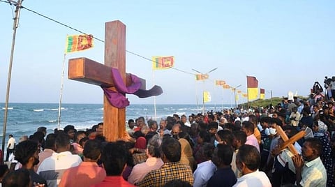 கச்சத்தீவில் நடைபெற்ற சிலுவைப் பாதை நிகழ்ச்சி.