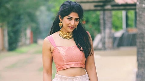 பாலா படத்தில் கீர்த்திக்கு பதில் ரோஷினி பிரகாஷ்