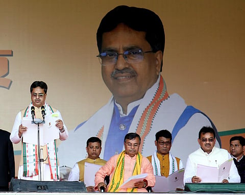 இரண்டாவது முறையாக திரிபுரா முதல்வராக பதவியேற்றுக் கொண்டார் மாணிக் சாஹா