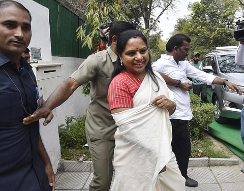 டெல்லி மதுபான கொள்கை ஊழல் வழக்கில் அமலாக்கத் துறையினர் முன்பு நாளை ஆஜராகிறார் தெலங்கானா முதல்வர் மகள் கவிதா