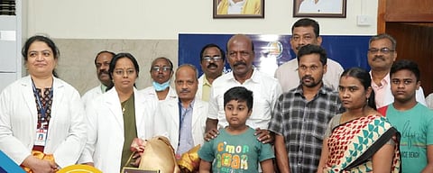 மருத்துவக் குழுவை பாராட்டிய அமைச்சர் மா.சுப்பிரமணியன்