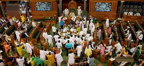 ராகுலின் லண்டன் பேச்சு vs அதானி விவகாரம்: 3-வது நாளாக நாடாளுமன்றம் முடக்கம்