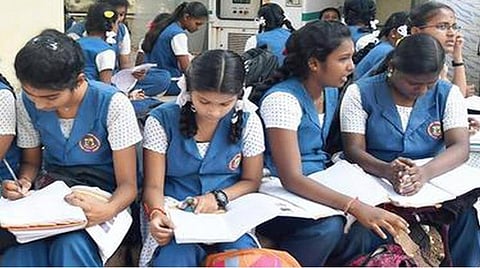 அரசுப் பள்ளி பிளஸ்-2 மாணவர்கள் தேசிய நுழைவுத் தேர்வுக்கு விண்ணப்பிக்க ஏற்பாடு: கல்வி அதிகாரிகளுக்கு அறிவுரை
