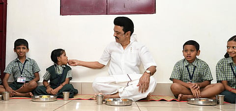 மாணவர் வருகை அதிகரித்திருப்பது ‘காலை உணவு’ திட்டத்தின் வெற்றி - ‘தி இந்து’ செய்தியை குறிப்பிட்டு முதல்வர் பெருமிதம்