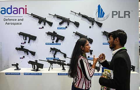 ரூ.70,500 கோடி மதிப்பில் ஆயுதங்கள் கொள்முதல் - பாதுகாப்புத் துறை ஒப்புதல்