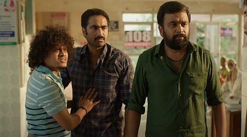 இந்தி, தெலுங்கில் ரீமேக் ஆகிறது அயோத்தி