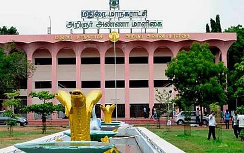 வார்டுகளில் கவுன்சிலர்களின் குடும்பத்தினர் தலையீடு: மதுரையில் காற்றில் பறக்கும் பெண் பிரதிநிதிகள் அதிகாரம்