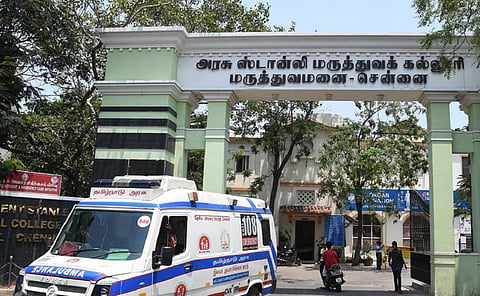 உணவுக் குழாய் சுருக்கத்தால் பாதிக்கப்பட்ட பெண்ணுக்கு ஸ்டான்லி அரசு மருத்துவமனையில் அதிநவீன எண்டோஸ்கோபி முறை சிகிச்சை