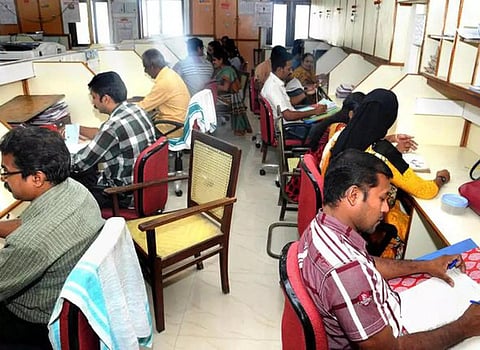 மத்திய அரசு ஊழியர்களுக்கு 4% அகவிலைப்படி உயர்வு
