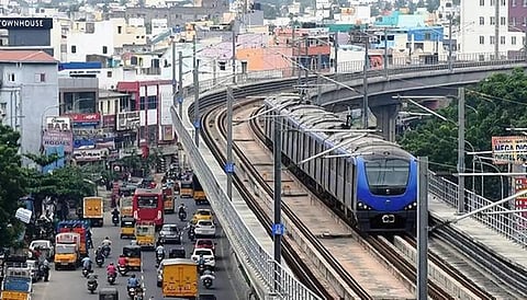 பேருந்து, மெட்ரோ ரயிலில் பயணிக்க ஒரே இ-டிக்கெட் வசதி: சென்னையில் விரைவில் நடைமுறைக்கு வருகிறது