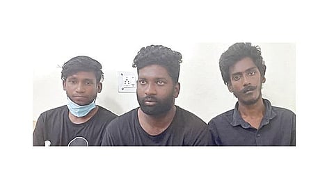 விழுப்புரம் நீதிமன்றத்தில் சரணடைந்தோர்.