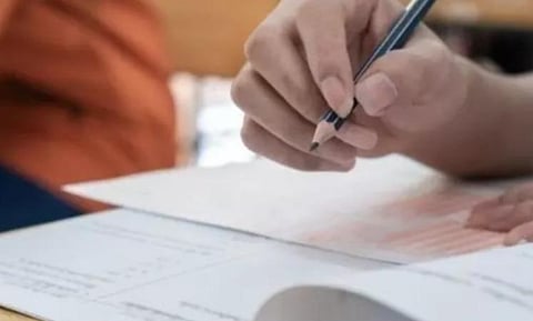 தமிழக அரசு தொடக்க, நடுநிலைப் பள்ளி மாணவர்களிடம் தேர்வு கட்டணம் வசூலிப்பதற்கு எதிர்ப்பு