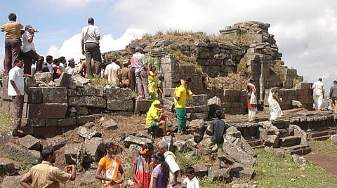 சிறப்பாக வழிபாடு நடத்த கண்ணகி கோயிலுக்குச் செல்லும் தமிழக வனப்பாதையை சீரமைக்க பக்தர்கள் வலியுறுத்தல்