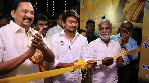 தேசிய கைத்தறி கண்காட்சி, விற்பனை தொடக்க விழா