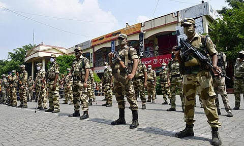 மத்திய ஆயுதக் காவல் படை நியமனங்களுக்கு தமிழ் உட்பட 15 மொழிகளில் தேர்வு: பிரதமர் மோடி, முதல்வர் ஸ்டாலின் வரவேற்பு