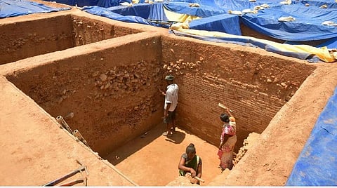 உலக பாரம்பரிய தினம் - வெம்பக்கோட்டை அருகே 250 ஆண்டுகளுக்கு முந்தைய நீர்த் தொட்டியில் தமிழ் கல்வெட்டு