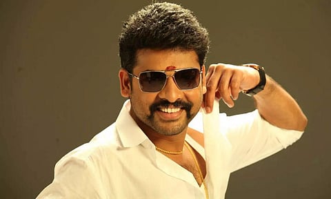 செக் மோசடி வழக்கை இழுத்தடிக்கும் நோக்கில் செயல்படுவதாக நடிகர் விமலுக்கு ரூ.300 அபராதம்