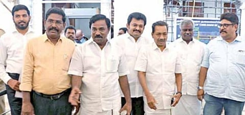 சட்டப்பேரவையில் எதிர்ப்புக்கு இடையில் 12 மணிநேர வேலைக்கான சட்டத் திருத்த மசோதா நிறைவேறியது