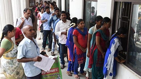 அரசு கலை, அறிவியல் கல்லூரிகளில் மாணவர் சேர்க்கை - முதல் நாளில் 18,332 பேர் விண்ணப்பம்