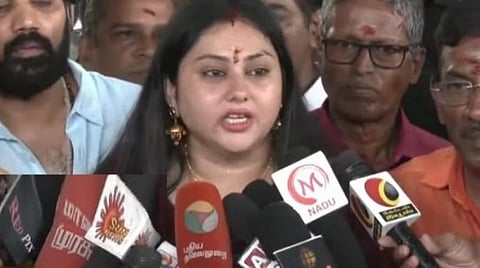 தோல்வியால் பிரச்சினை இல்லை: பாஜக நிர்வாகி நமீதா கருத்து
