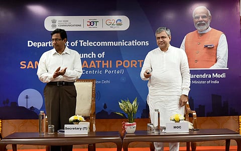 தொலைத்தொடர்பு பயனாளிகளின் பாதுகாப்புக்காக சஞ்சார் சாத்தி இணையதளம் அறிமுகம்