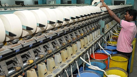 தமிழகத்தில் நிதி நெருக்கடியில் திணறும் 1,000 சிறு நூற்பாலைகள் - காரணம் என்ன?