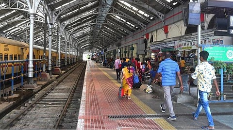 18 ரயில் நிலையங்களில் ராட்சத மின்விசிறிகளை நிறுவ திட்டம்