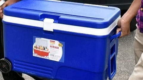 கோவையில் இருந்து ஈரோட்டுக்கு ஒரு மணி நேரத்தில் கொண்டுவரப்பட்ட சிறுநீரகம்: பாதிக்கப்பட்டவருக்கு பொருத்தி சாதனை