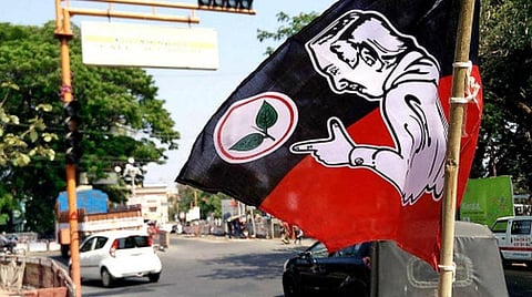 முதல்வர் பதவி விலக வலியுறுத்தி தமிழகம் முழுவதும் இன்று அதிமுக ஆர்ப்பாட்டம்