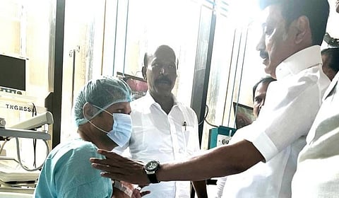 அமைச்சர் செந்தில் பாலாஜியை நலம் விசாரித்த முதல்வர் ஸ்டாலின்