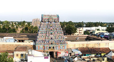 தித்திக்கும் திருப்புகழ் நாயகன் - 18 | திருவானைக்கா: திருவருள் தரும் திருவானைக்கா!