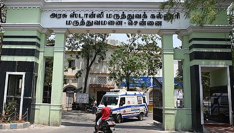 என்ன நடக்கிறது அரசு மருத்துவக் கல்லூரிகளில்?