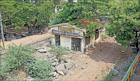 பாடி, அண்ணாநகர் மேற்கு பகுதிக்கு இயக்கப்பட்டு வந்த ரயிலை கண்டா வரச் சொல்லுங்க..! - 15 ஆண்டு காத்திருப்பு